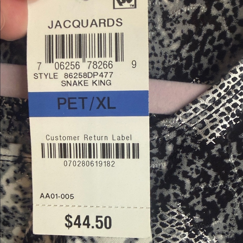 JM Collection Monochrome Patterned Blouse - Picture 6 of 7